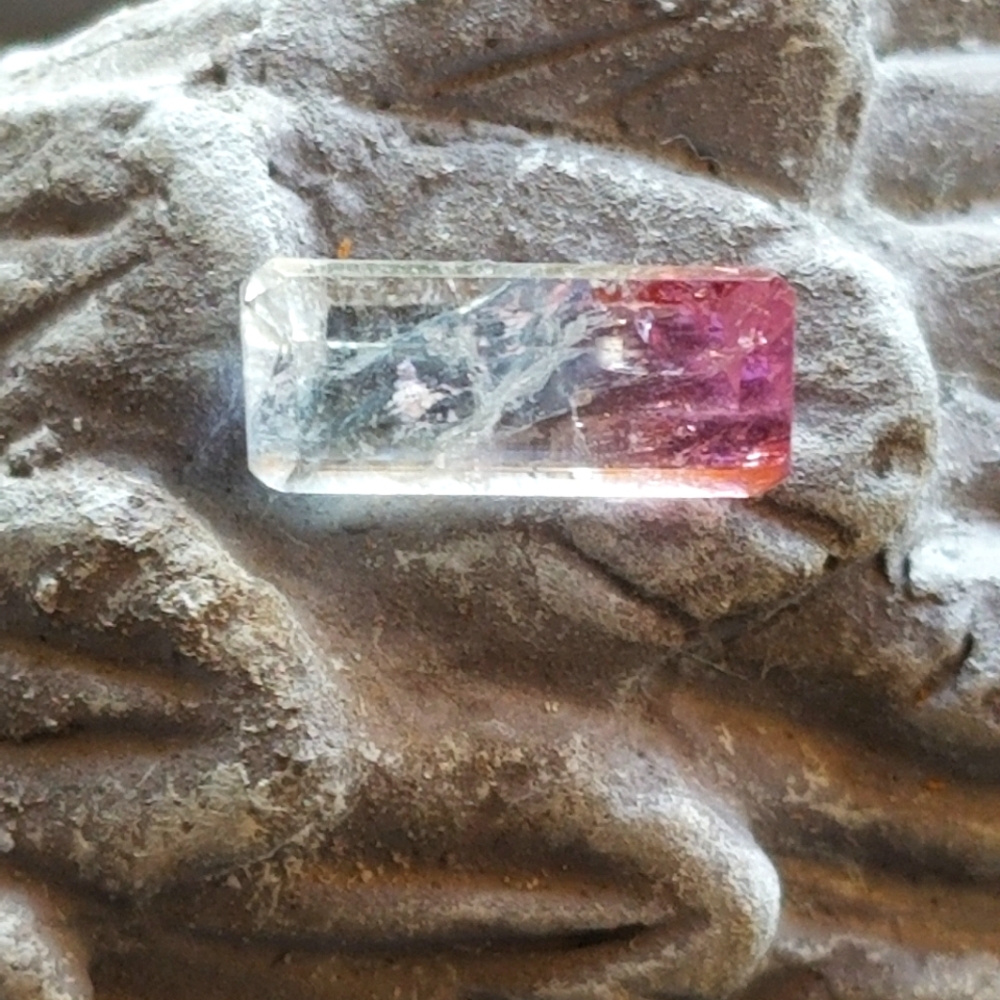 pretty pink Bicolor tourmaline 2.5 carats